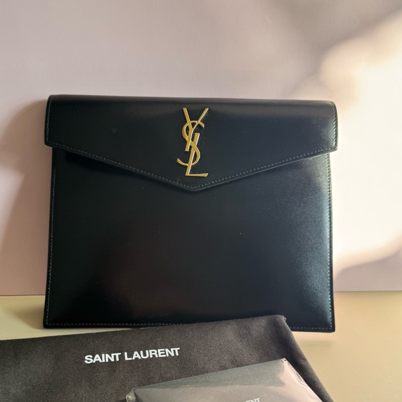 Yves Saint Laurent Black Leather Envelope Clutch Gold Logo - Picture 8 of 11